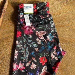 Old Navy Go Dry Floral Leggings